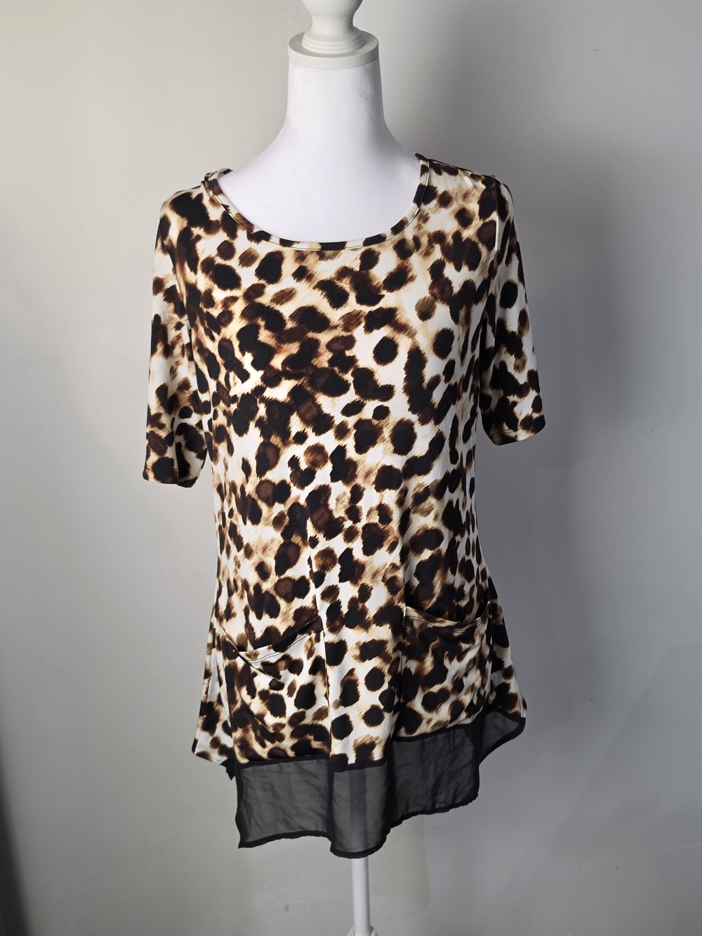 Nina Leonard Leopard Print Short Sleeve Tunic with Sheer Hem